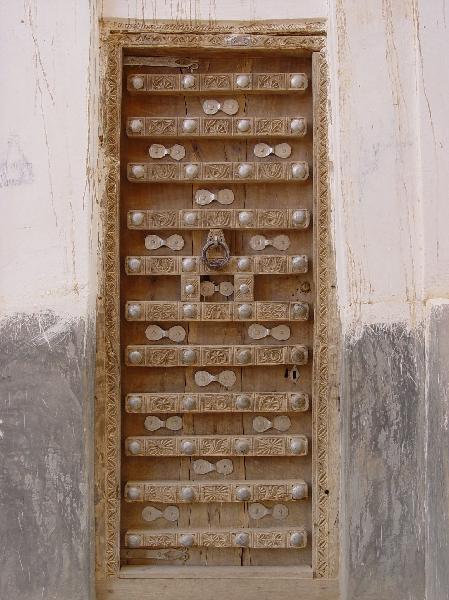 2007-10-09_15-40-37_wadi_123.jpg - SHIBBAM: porte