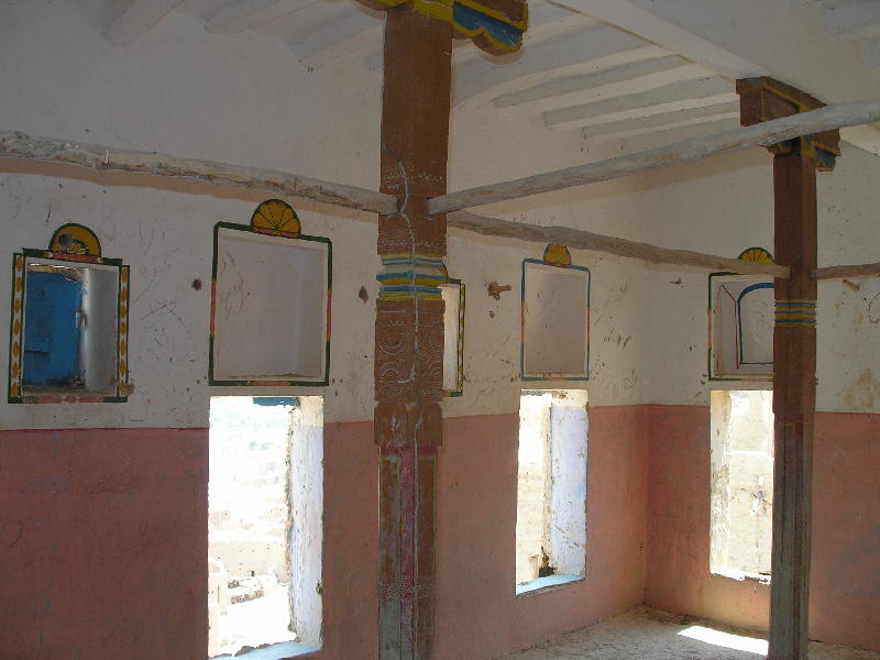 2007-10-10_11-10-26_wadi_227.jpg - Al Hurayda intérieur d'une maison