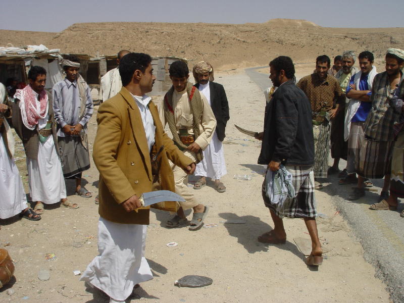 2007-10-12_10-05-22_wadi_465.jpg - Danse avec djambias