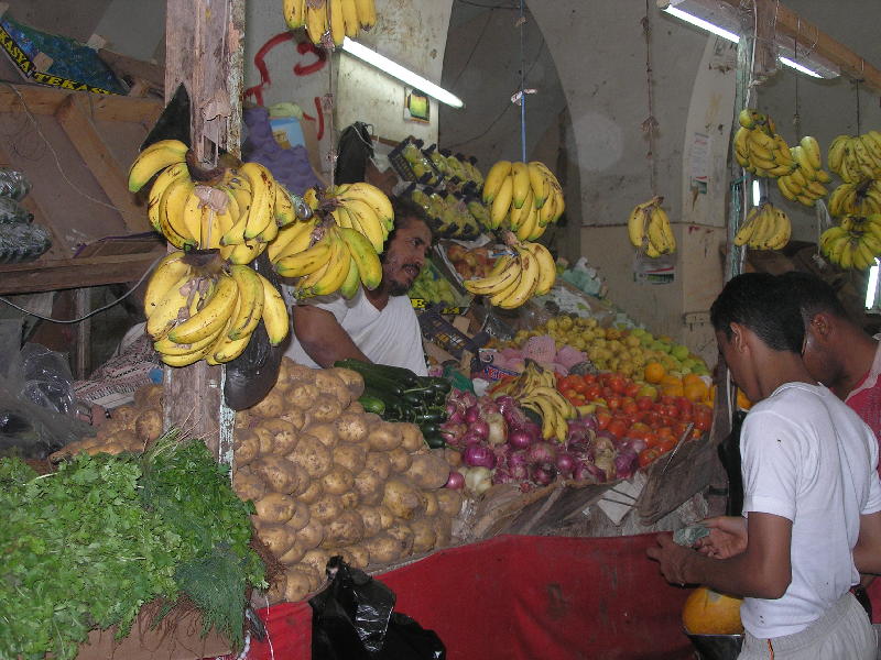 2007-10-15_11-02-59_aden_031.jpg - ADEN : Le marché