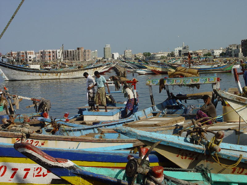 2007-10-19_08-30-50_hodeidah_050.jpg - Al Hodeidah :le port